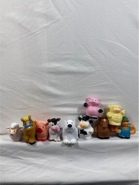 5 Little People Animals and 5 Tomy Animals